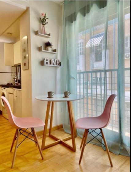 Estudio Con Parking Centro De By Grupo Bmorales Appartement